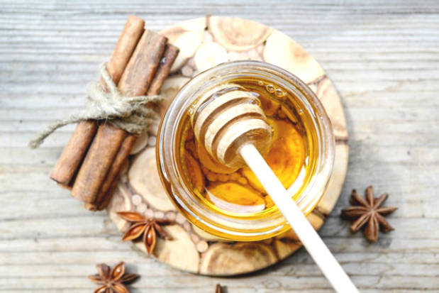 Honey And Cinnamon: A Therapy That Heals The Power Or The Single ...