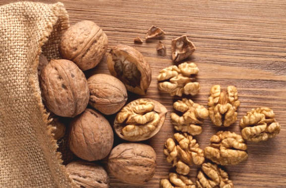 Walnut (Ho Dao) - Composition of Nutrition and Benefits ...